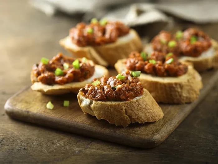 Pasta z bakłażana: Kremowa przekąska, którą musisz spróbować