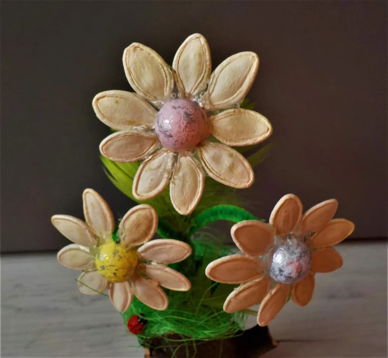 Kwiaty z pestek dyni: Zdrowa i piękna przekąska, którą warto wypróbować