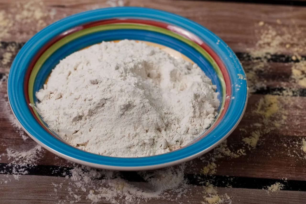 Gdzie kupić mąkę pszenną 750? Sprawdź najlepsze oferty i ceny