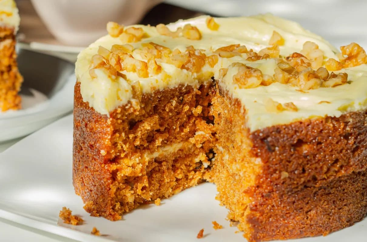 Ciasto marchewkowe z kremem - prosty przepis na pyszny deser